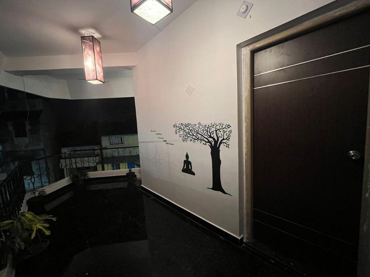 Cathe'S Town House Hotel ปอนดิเชอรี ภายนอก รูปภาพ